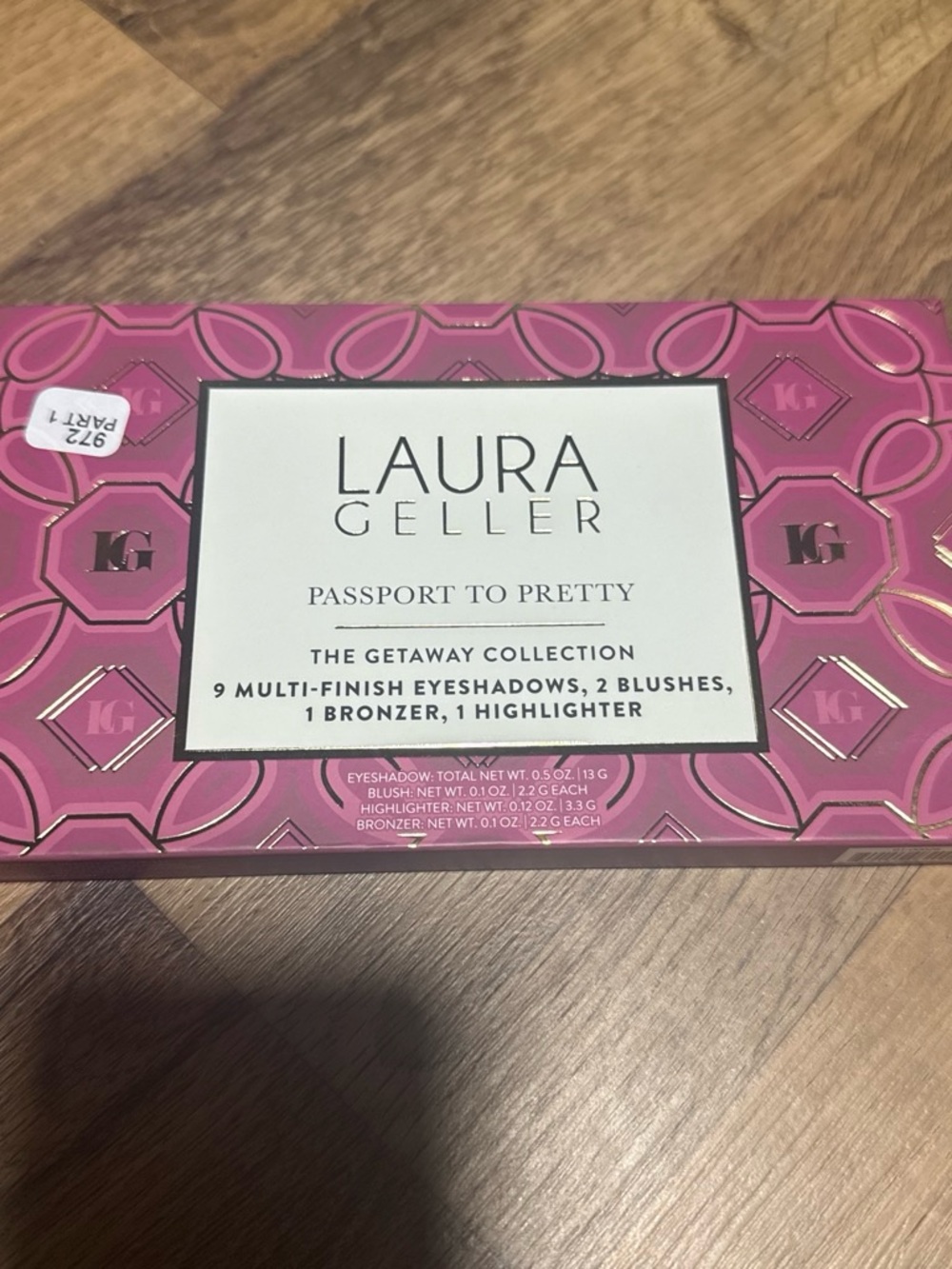 Laura Geller Passport to Pretty Eyeshadow & Face Palette - Pink